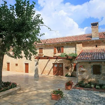 Vila Stancija Salamon By Istrialux *